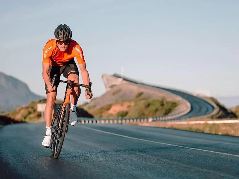 Ciclismo: Una Forma Eficiente de Mejorar‌ tu Resistencia y Salud Cardiovascular